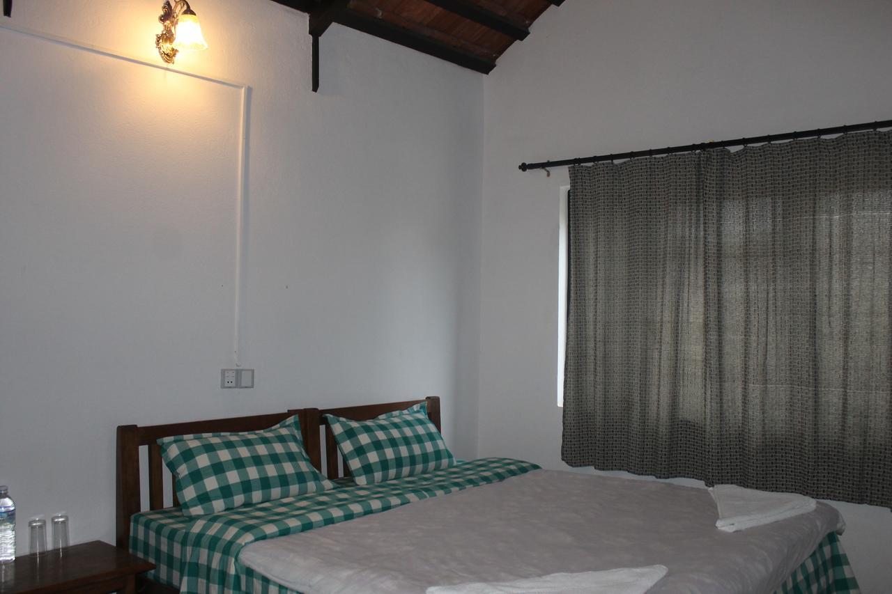 Bravo Hotel Kathmandu Bagian luar foto
