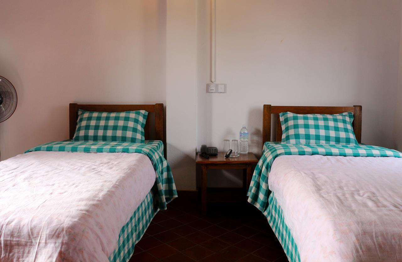 Bravo Hotel Kathmandu Bagian luar foto