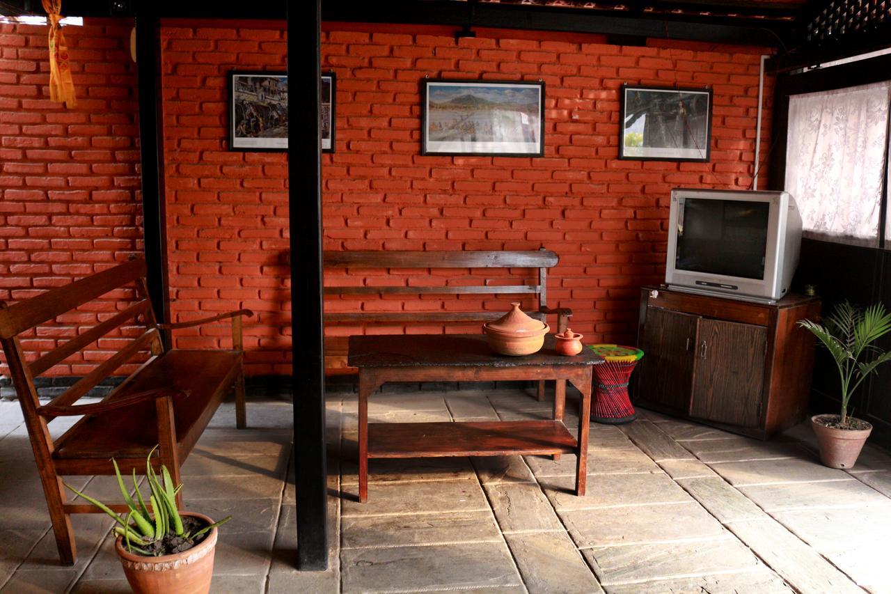 Bravo Hotel Kathmandu Bagian luar foto
