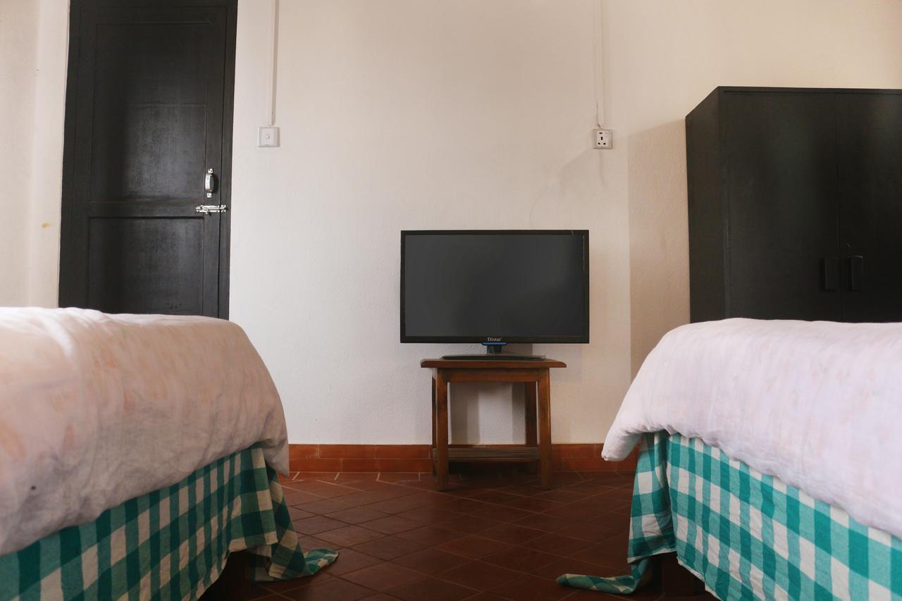Bravo Hotel Kathmandu Bagian luar foto