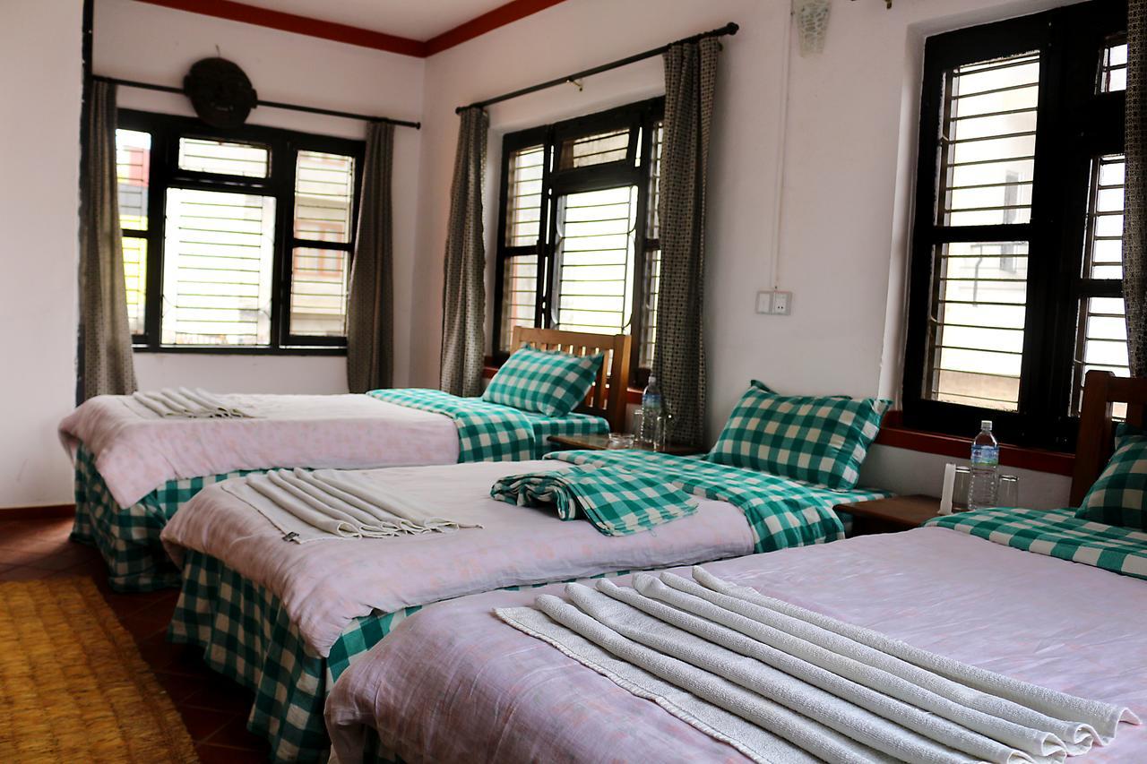 Bravo Hotel Kathmandu Bagian luar foto
