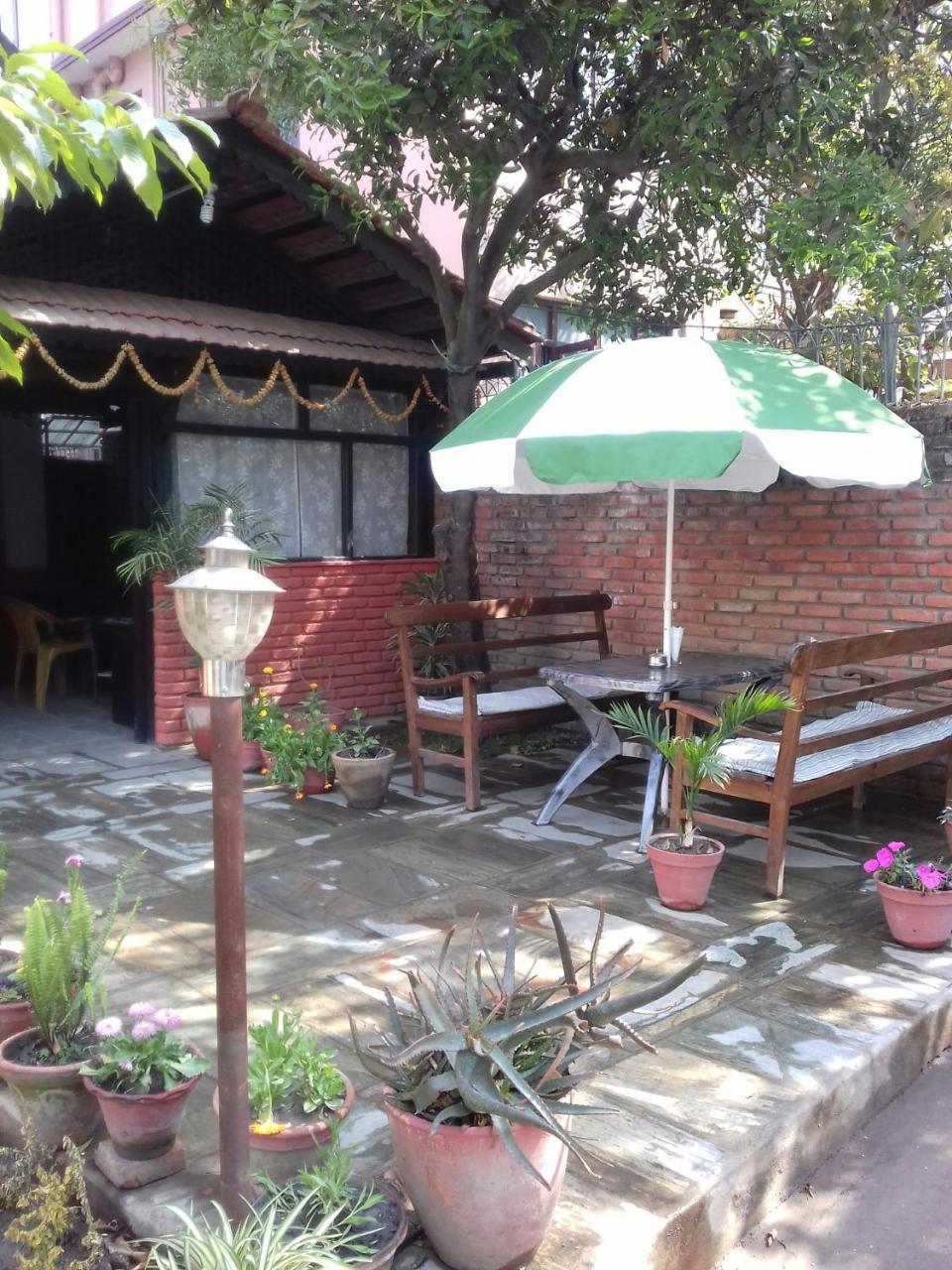 Bravo Hotel Kathmandu Bagian luar foto